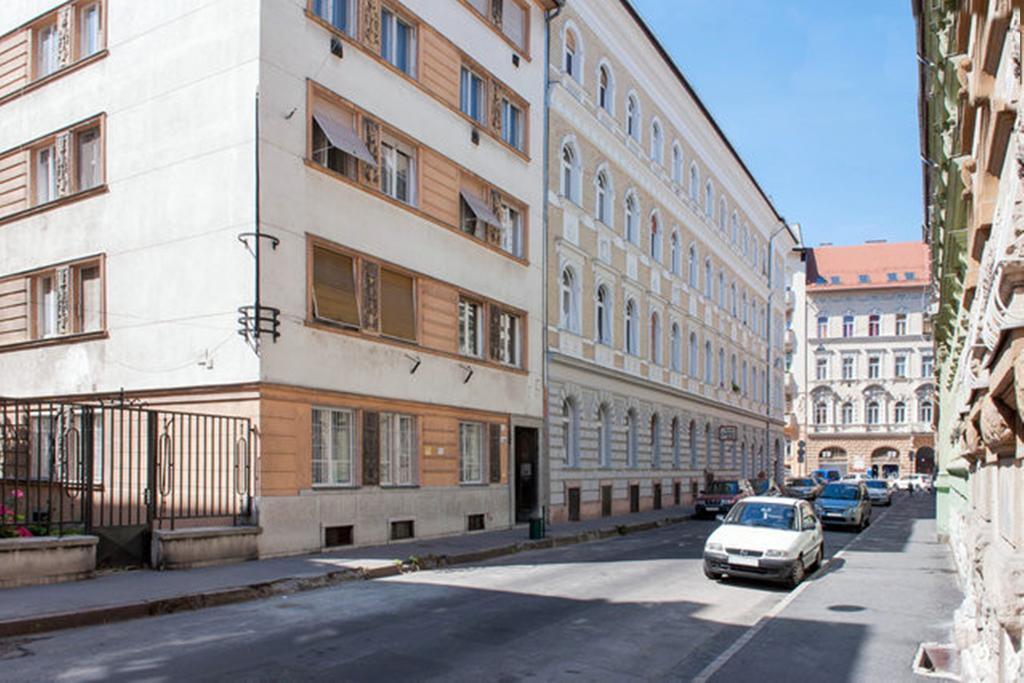 Perfect Holiday Apartment Budapest Luaran gambar