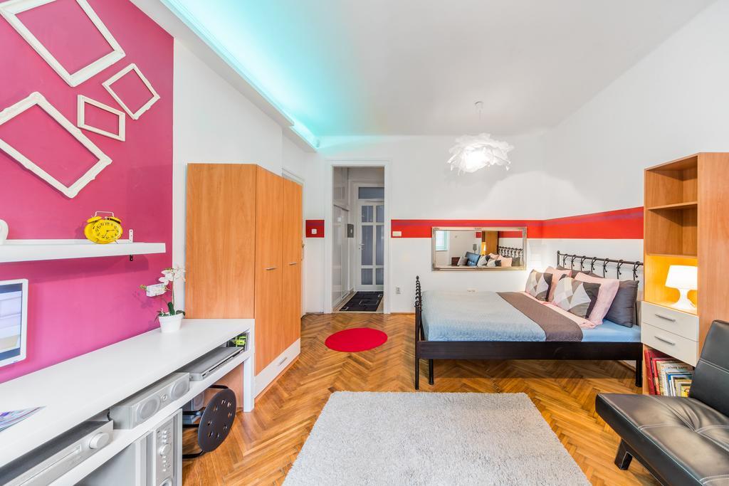 Perfect Holiday Apartment Budapest Luaran gambar