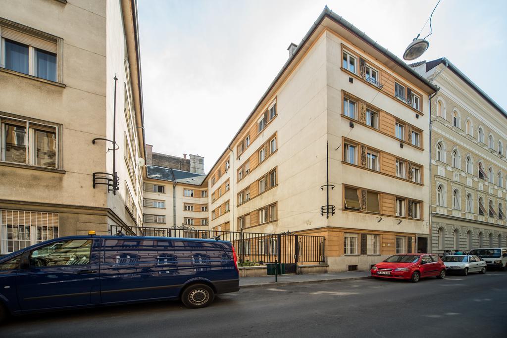 Perfect Holiday Apartment Budapest Luaran gambar